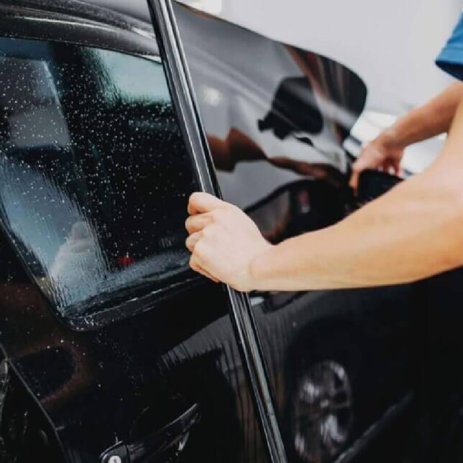 Những Yếu Tố Ảnh Hưởng Đến Bảng Giá Phim Cách Nhiệt 3M